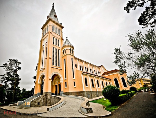 Originalidad arquitectónica de iglesias en la ciudad de Da Lat - ảnh 1
