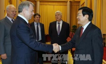 Vietnam fortalece cooperación con Rusia y Singapur - ảnh 1