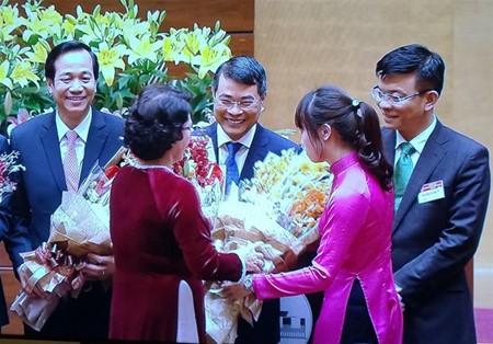 Empresariado vietnamita espera renovación del sector financiero- bancario - ảnh 1