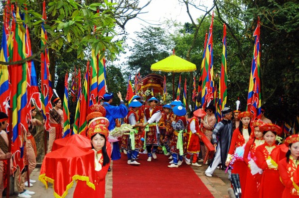 Conmemoración de los Reyes Hung, de vuelta al origen de los vietnamitas - ảnh 3