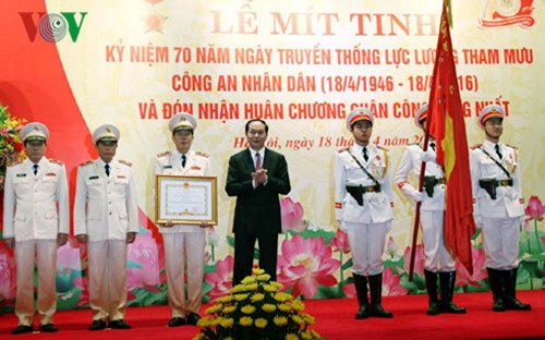 Ministerio de Seguridad Pública de Vietnam conmemora 70 años de Fuerzas Asesoras - ảnh 1