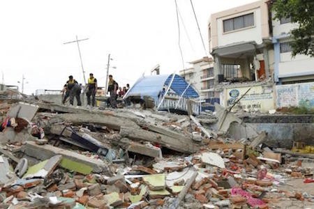 Expertos alertan sobre varias réplicas del terremoto en Ecuador  - ảnh 1