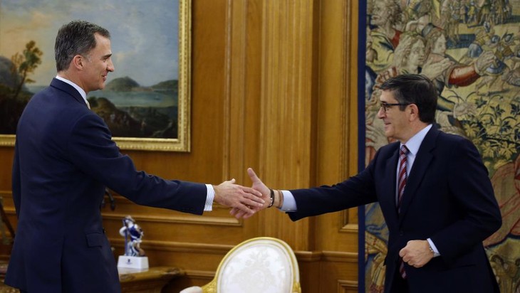 Partidos españoles reinician conversaciones sobre formación del nuevo gobierno   - ảnh 1