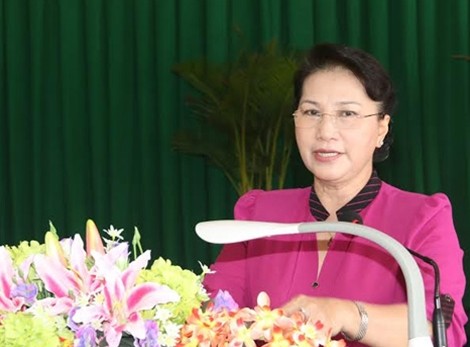 Presidenta del Parlamento vietnamita responde dudas de votantes de Can Tho - ảnh 1