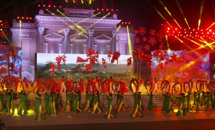 Inaugurado quinto Festival de Flamboyán- Hai Phong 2016 - ảnh 1