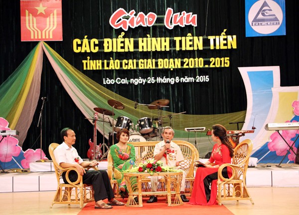 Nguyen Thi Hien, una maestra dedicada a labores de caridad  - ảnh 2