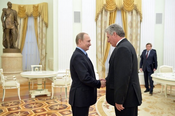 Vicepresidente cubano se reúne con dirigentes rusos en Moscú - ảnh 1