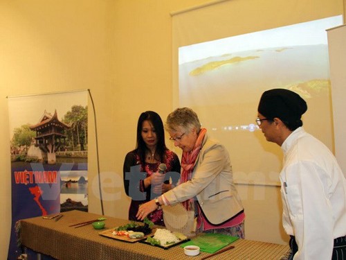 Vietnam promueve jornada de arte culinario nacional en Argentina - ảnh 1