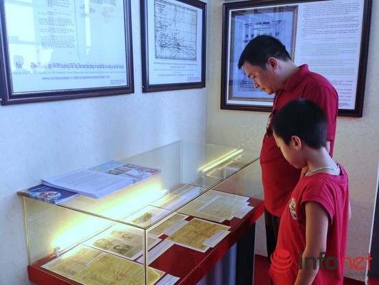 Exposición fotográfica reafirma soberanía vietnamita sobre Hoang Sa y Truong Sa  - ảnh 1