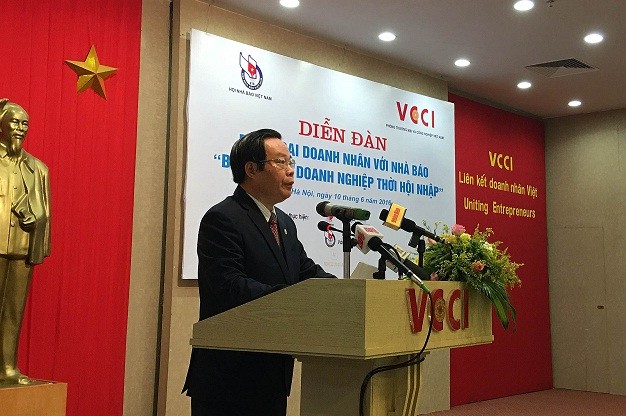 Fomenta Vietnam vínculos entre empresas y agencias de prensa - ảnh 1