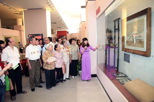 Museo de Ho Chi Minh, destino confiable para donantes de recuerdos del tío Ho - ảnh 3