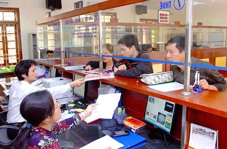 Hanoi se esfuerza en la reforma administrativa para atraer más inversiones - ảnh 1