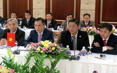 Vietnam y Laos construyen una frontera común de paz, estabilidad y cooperación - ảnh 1
