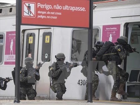 Brasil refuerza seguridad en aeropuertos en vísperas de Juegos Olímpicos - ảnh 1
