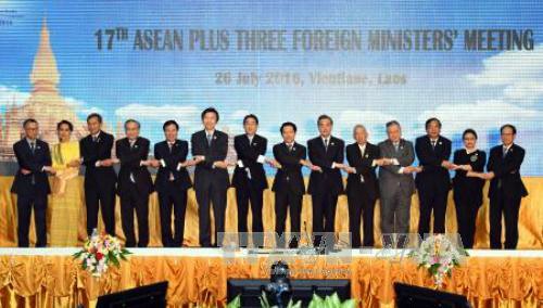 Países de Asean+3 aboga por elevar cooperación comunitaria a nuevo nivel - ảnh 1