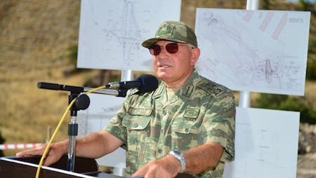 Turquía destituye a numerosos generales y oficiales después del fracasado golpe - ảnh 1