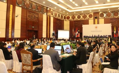 Abre Conferencia de Altos funcionarios económicos de Asean - ảnh 1