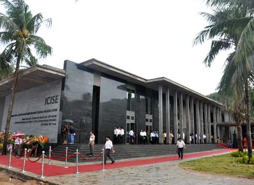 Inaugurada en Binh Dinh Conferencia Internacional de Física - ảnh 1