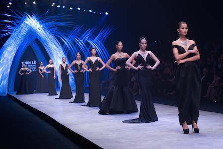 Celebran semana de moda Vietnam International Fashion Week 2016 - ảnh 1