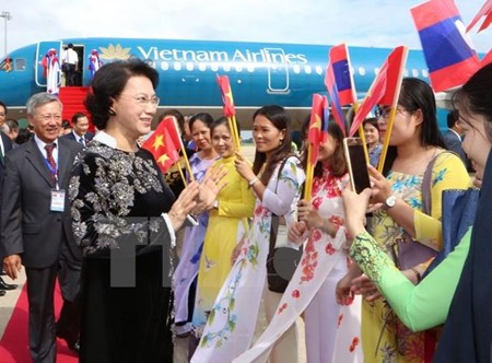 Presidenta del Parlamento vietnamita inicia visita oficial a Camboya - ảnh 1