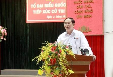 Presidente Tran Dai Quang contacta con votantes en Ciudad Ho Chi Minh  - ảnh 1