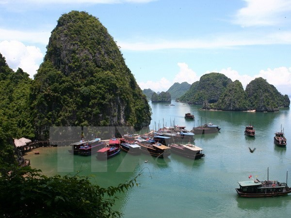 Bahía Ha Long y el Pho entre las experiencias imperdibles en Asia - ảnh 1