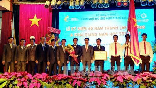 Vietnam prioriza autonomía universitaria en la renovación educativa - ảnh 1