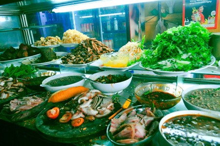 Descubriendo el paraíso gastronómico en Hoi An  - ảnh 6