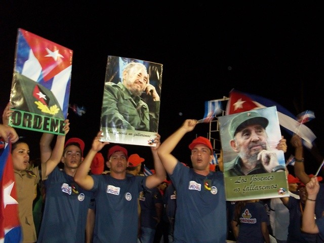 Reposan en Santiago de Cuba las cenizas de Fidel Castro - ảnh 2