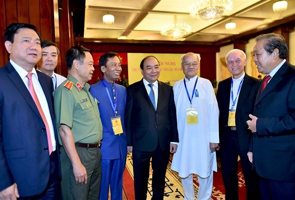 Premier vietnamita resalta aportes de compatriotas religiosos a la resistencia nacional  - ảnh 1