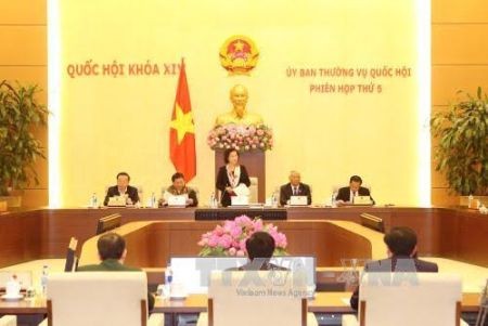Inauguran quinta reunión del Comité Permanente del Parlamento de Vietnam  - ảnh 1