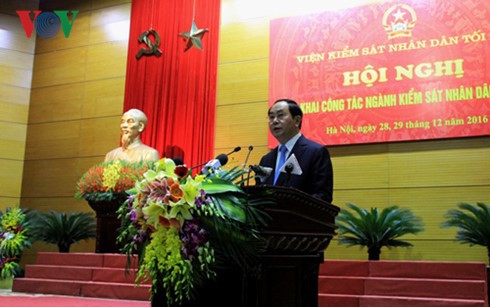 Presidente vietnamita urge aumentar eficiencia operativa de la Fiscalía - ảnh 1