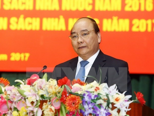 Primer ministro vietnamita orienta tareas financieras para 2017 - ảnh 1