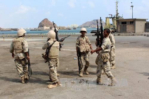Yemen: Ejército gubernamental reconquista importante base militar cerca del Mar Rojo - ảnh 1
