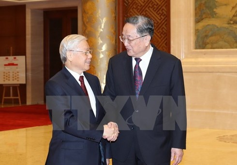 Prosiguen actividades del líder político vietnamita en China - ảnh 2