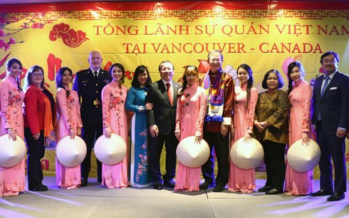 Primer Ministro de Canadá felicita a la comunidad vietnamita por su fiesta tradicional  - ảnh 1