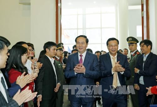 Presidente vietnamita pide mayor empeño de Quang Ninh en atracción de inversiones  - ảnh 1