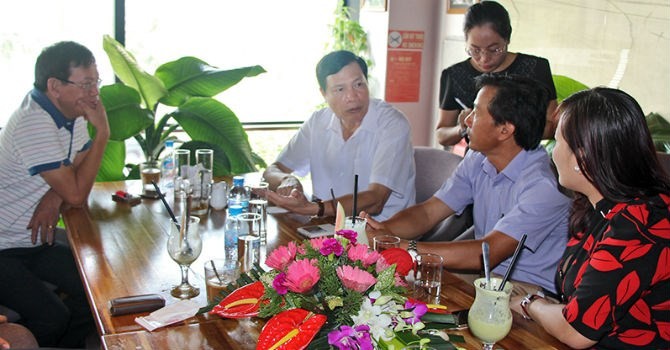 Conversaciones matutinas acompañadas de un café en Quang Ninh - ảnh 1