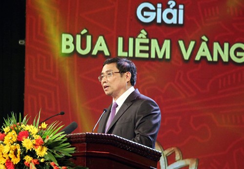 Honran obras ganadoras del Concurso de escritura sobre reforzamiento partidista en Vietnam - ảnh 1