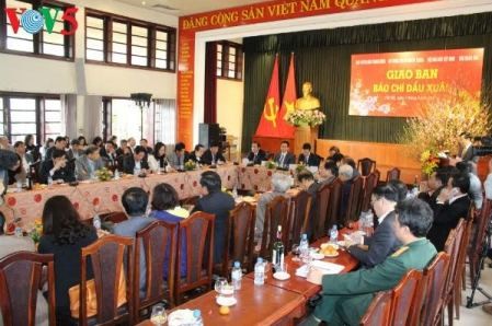 Valoran contribuciones del sector periodístico a logros de Vietnam en pasado año   - ảnh 1