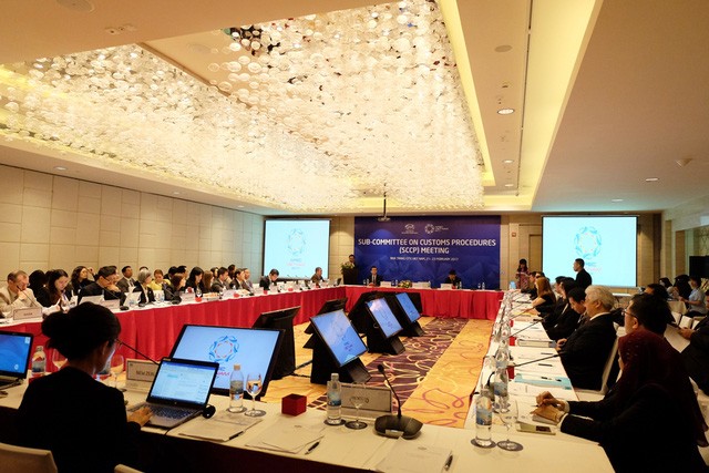Vietnam interesado en aprovechar experiencias y apoyo de APEC para reforma aduanera - ảnh 1