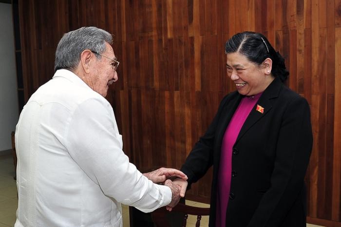 Destacan prensa cubana, repercusión de visita  de dirigente parlamentaria vietnamita a la isla - ảnh 1