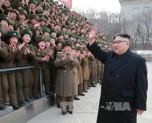 Corea del Norte amenaza con reforzar su disuasión nuclear - ảnh 1
