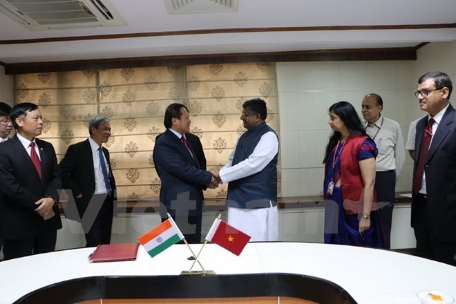 India muestra disposición de colaborar con Vietnam en tecnología de información - ảnh 1