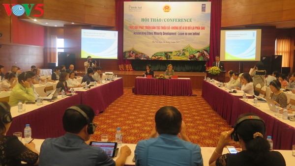 Debaten medidas para promover el desarrollo de minorias étnicas en Vietnam - ảnh 1