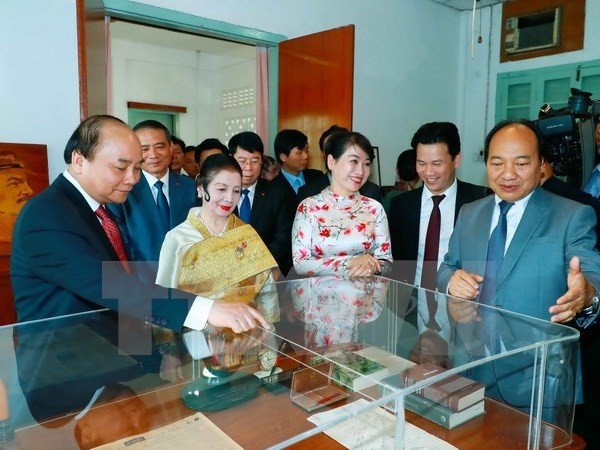 Dirigentes de Vietnam y Laos determinados a robustecer relaciones bilaterales - ảnh 1