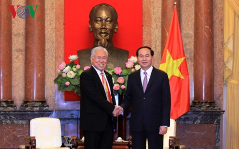 Presidente vietnamita se reúne con ministros de Comercio de Canadá e Indonesia - ảnh 2