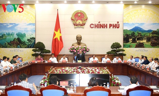 Urge la reforma administrativa al servicio del desarrollo económico en Vietnam - ảnh 1