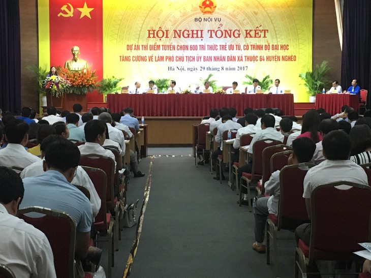 Vietnam llama al empleo de jóvenes intelectuales en las administraciones locales - ảnh 1