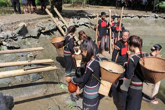 Los Ede y su particular ritual en honor al agua - ảnh 2